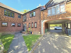 Photo 19- click for photo gallery